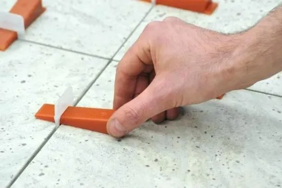Strumenti per piastrelle all'ingrosso Sistema di livellamento distanziatore Sistema distanziatore con cunei livellanti per piastrelle